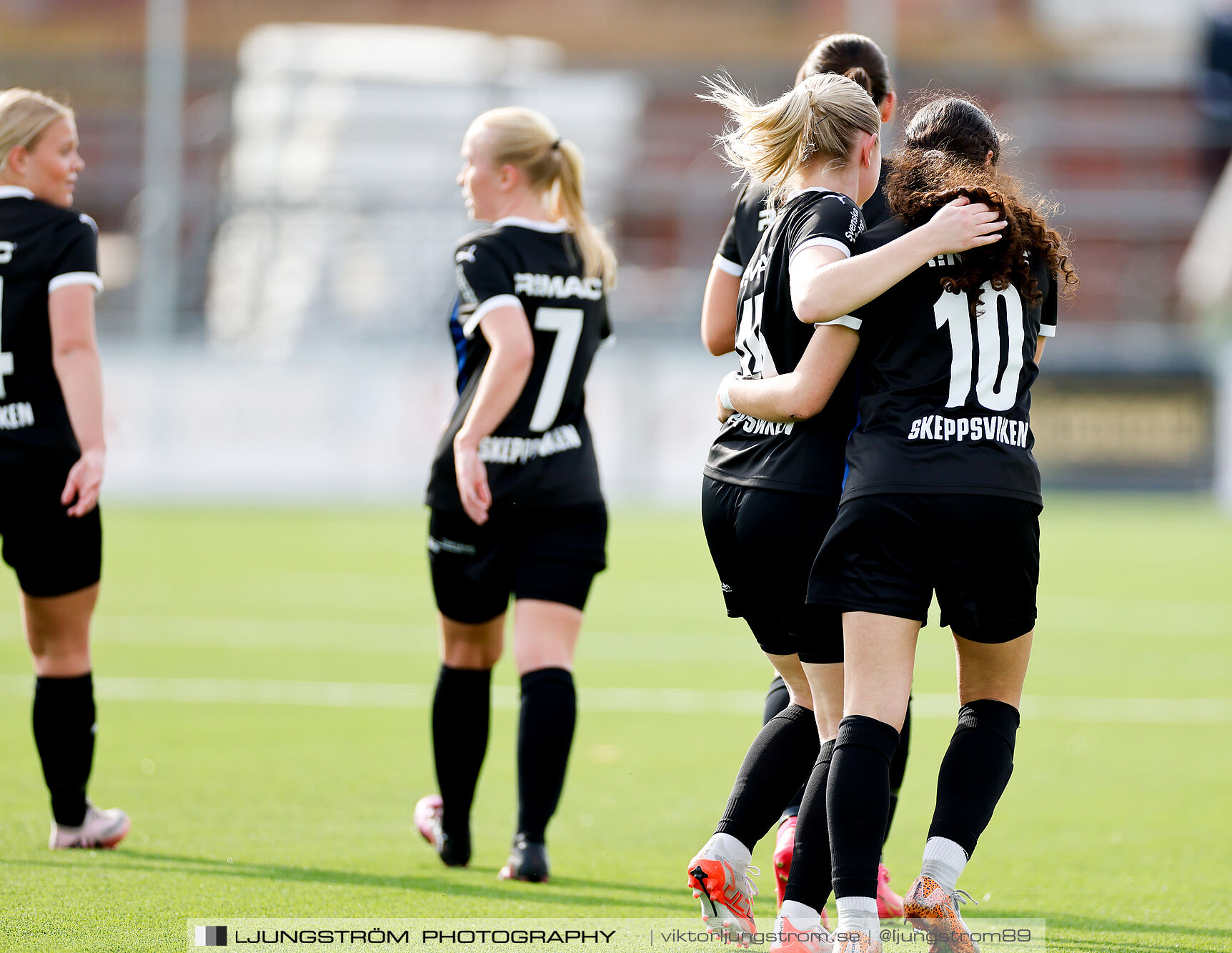 Skövde KIK-Alingsås KIK 3-5,dam,Södermalms IP,Skövde,Sverige,Fotboll,,2025,372872