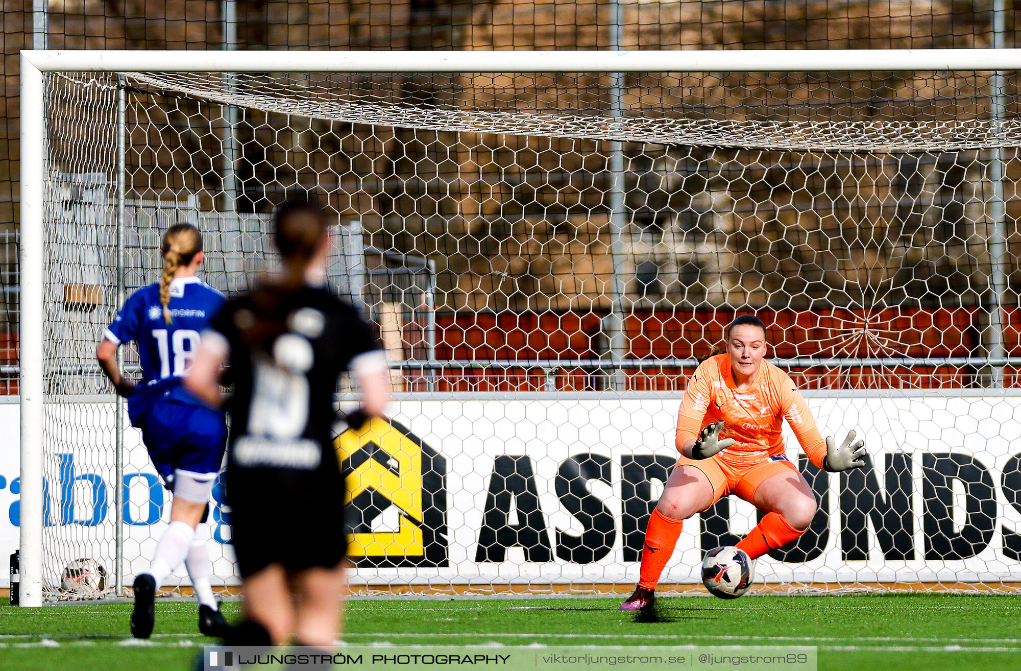 Skövde KIK-Alingsås KIK 3-5,dam,Södermalms IP,Skövde,Sverige,Fotboll,,2025,373065