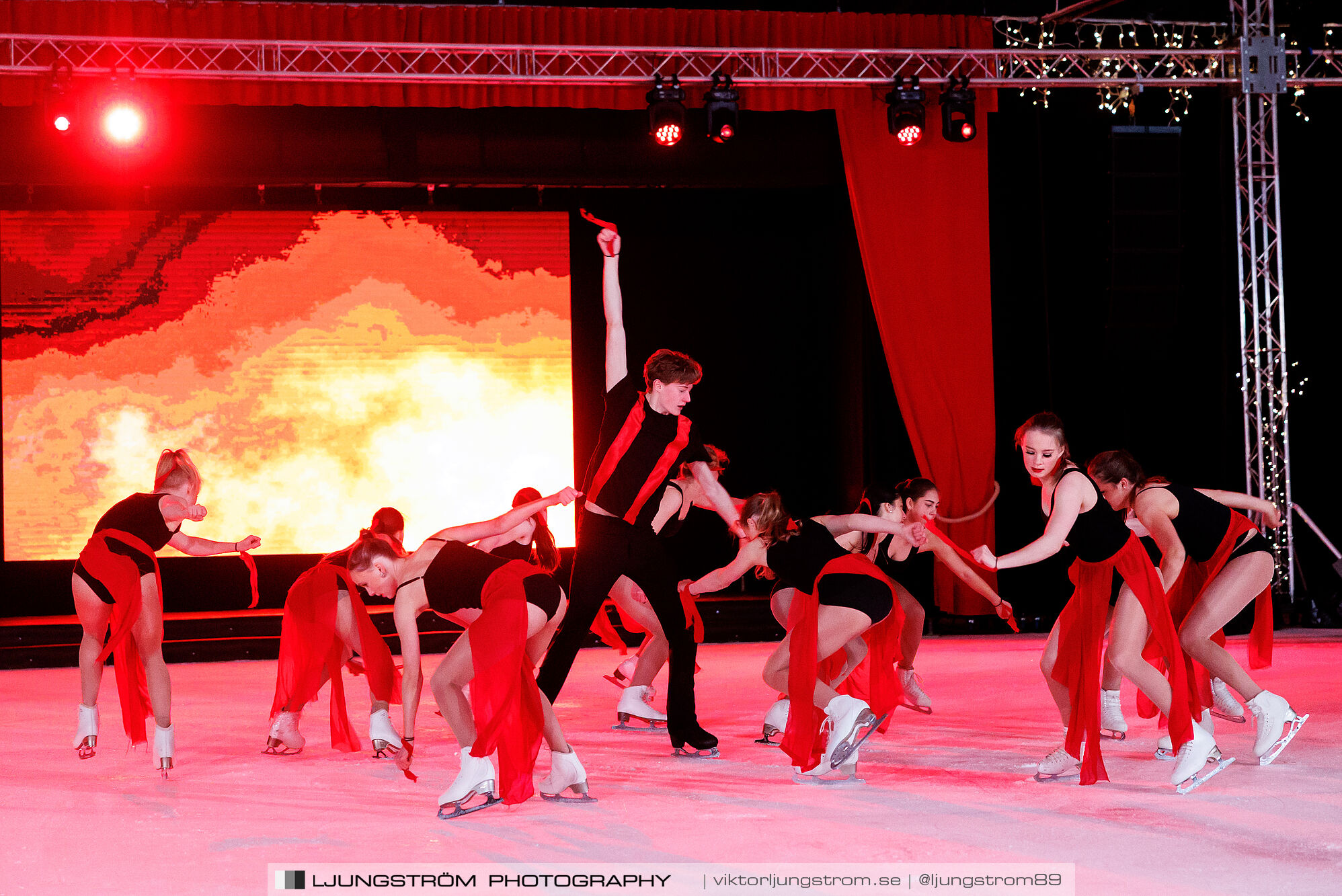 It's showtime Genrep Tibro KK,mix,Tibro Ishall,Tibro,Sverige,Konståkning,,2025,373523