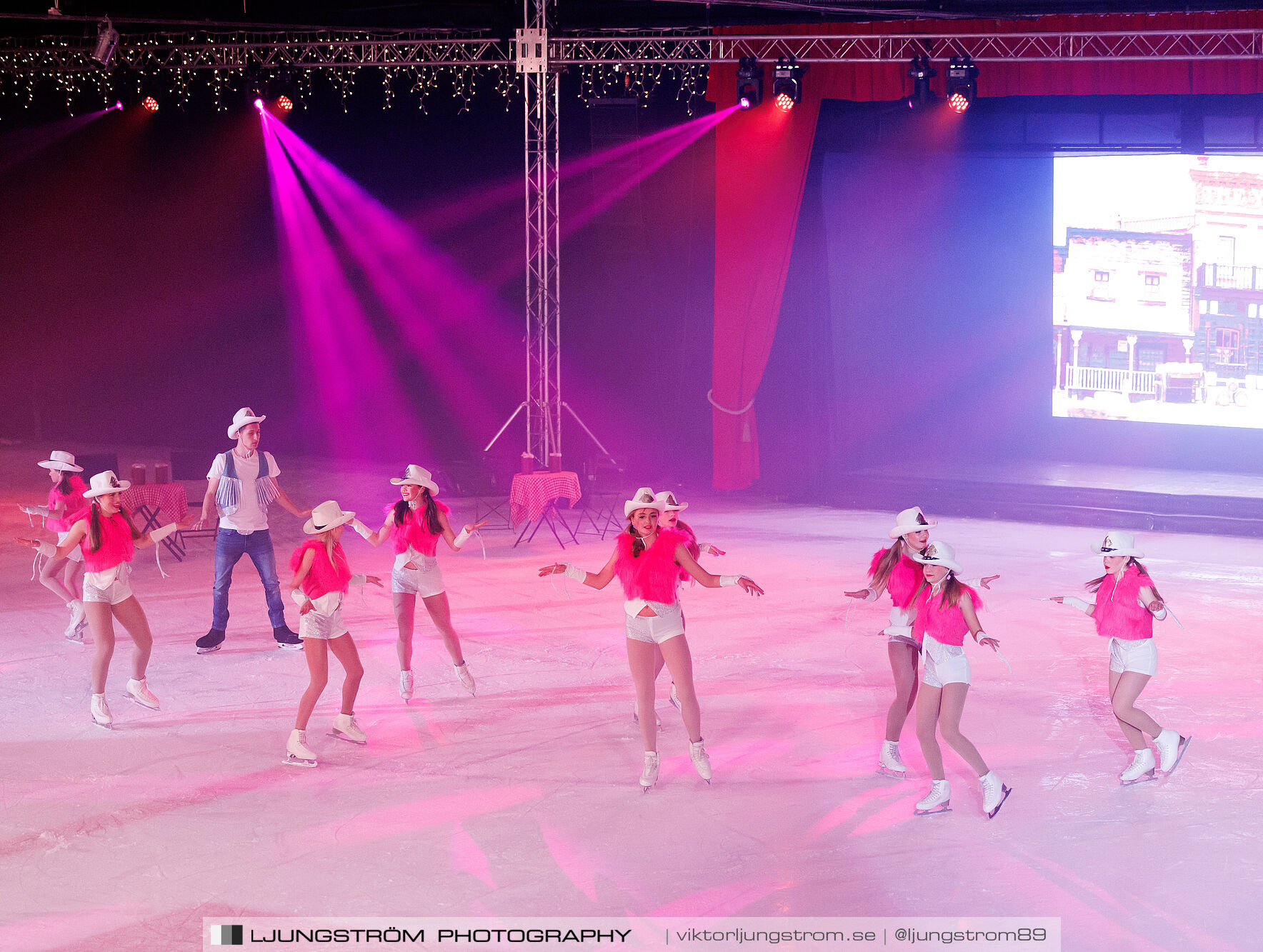 It's Showtime Tibro KK,mix,Tibro Ishall,Tibro,Sverige,Konståkning,,2025,373937
